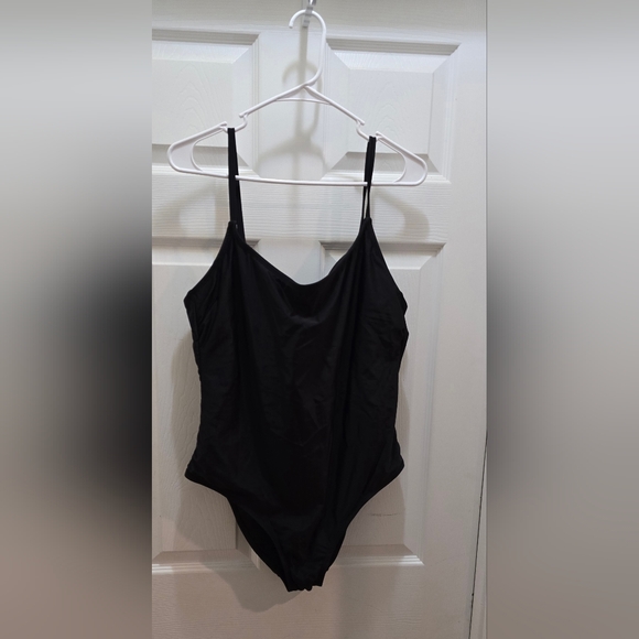 Hurley Women's Onepiece Black Swimsuit. SEE Measurements - Picture 1 of 6